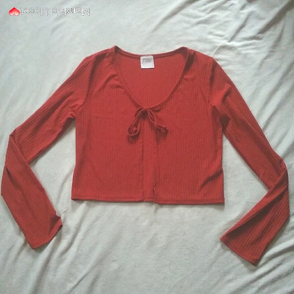 ⭕ 3/$30 NWOT Women's Tie Up Crop Top Open Front